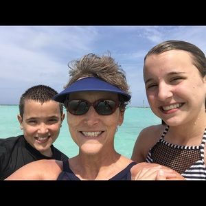 Meet your Posher, Julianna